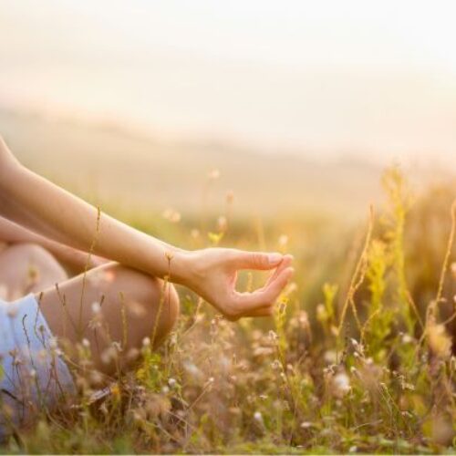 Tipps aus Yoga und Ayurverda gegen Sommer Hitze
